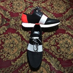 Steve Madden sneakers